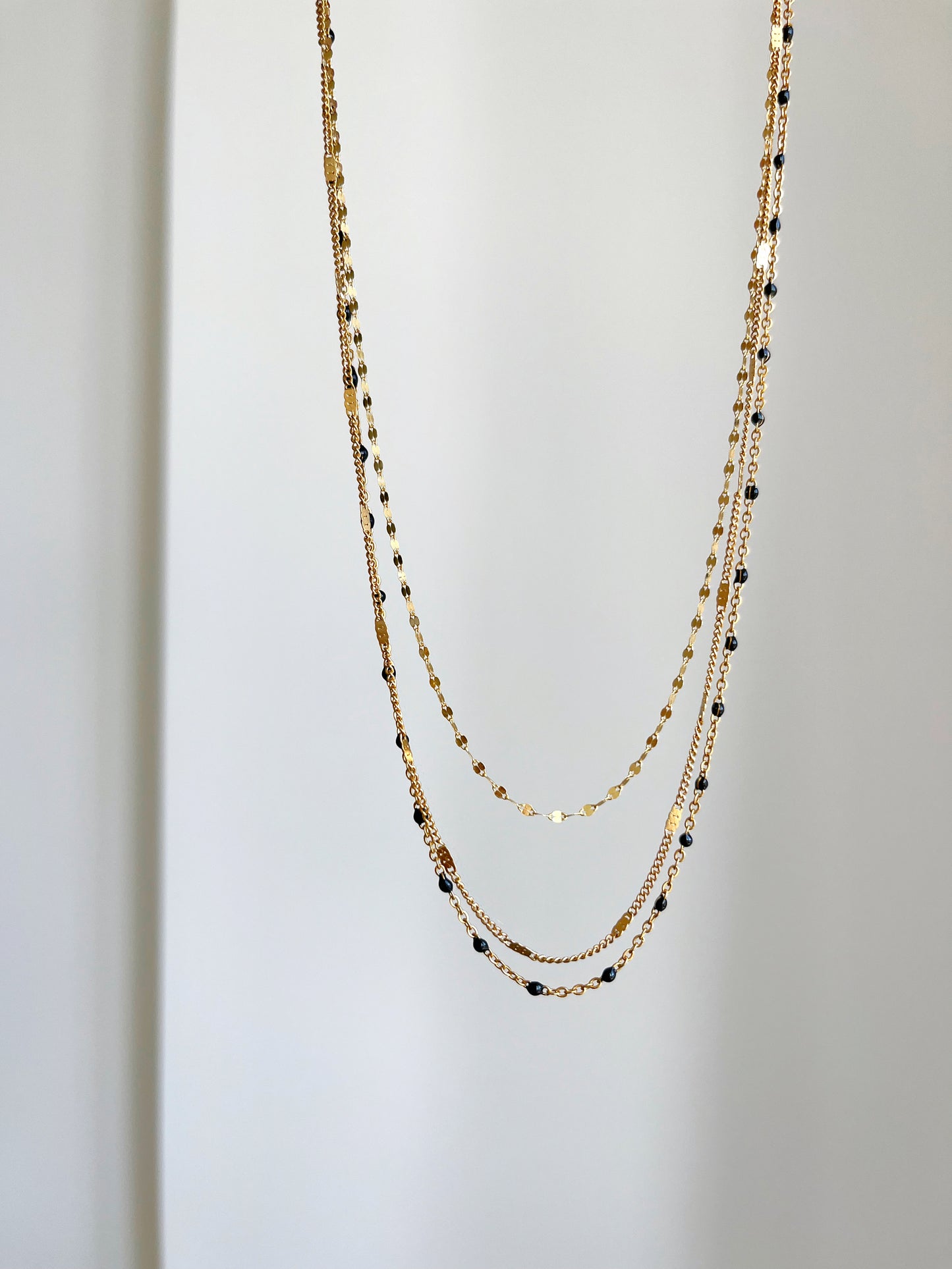 Black Beads Satellite Necklace