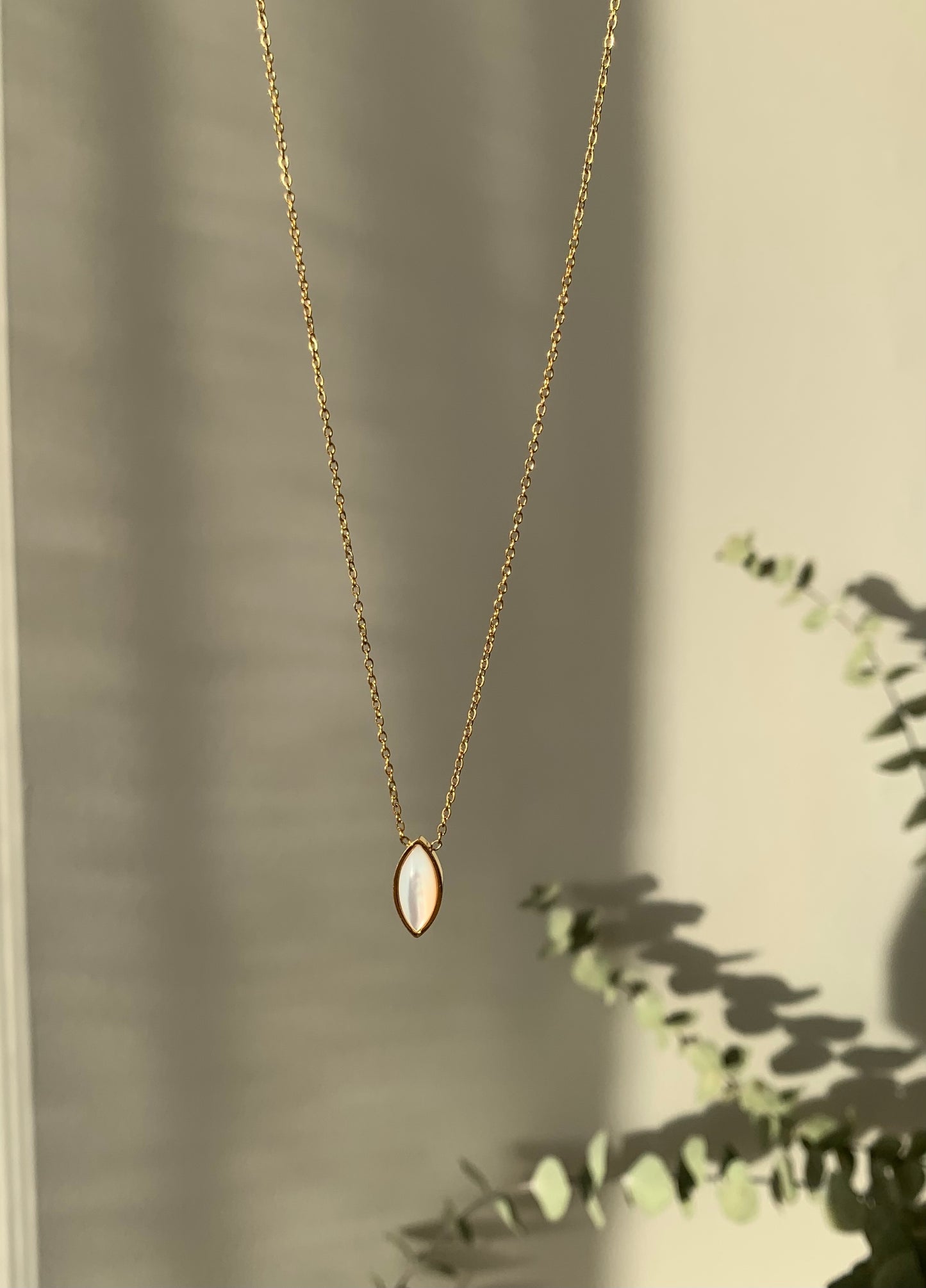 Marquise Mother of Pearl Pendant Necklace